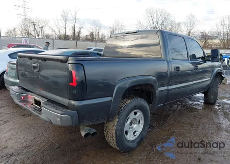 2004 Chevrolet Silverado 1500 Z71 z USA, uszkodzony, nr VIN 2GCEK13T641354823